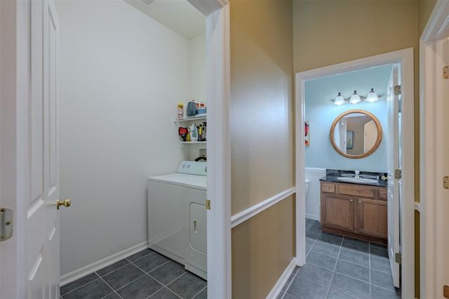 1237 AMBRIDGE DRIVE, Wesley Chapel, FL 33543