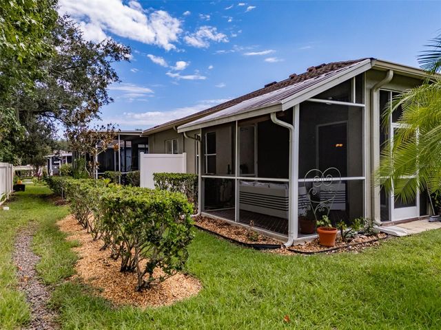 1237 AMBRIDGE DRIVE, Wesley Chapel, FL 33543
