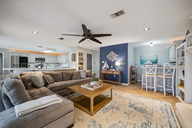 6934 Plantation Drive, Baytown, TX 77523