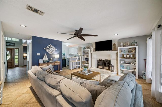 6934 Plantation Drive, Baytown, TX 77523