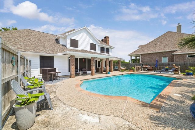 6934 Plantation Drive, Baytown, TX 77523