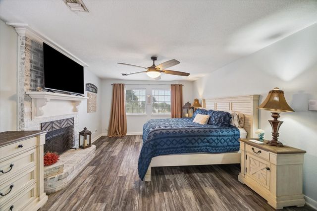 6934 Plantation Drive, Baytown, TX 77523