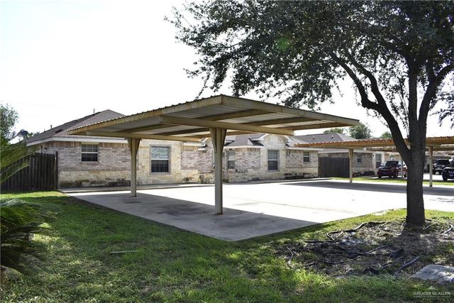 220 W Albatross Avenue, Pharr, TX 78577