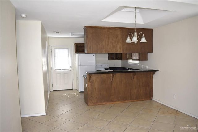 220 W Albatross Avenue, Pharr, TX 78577