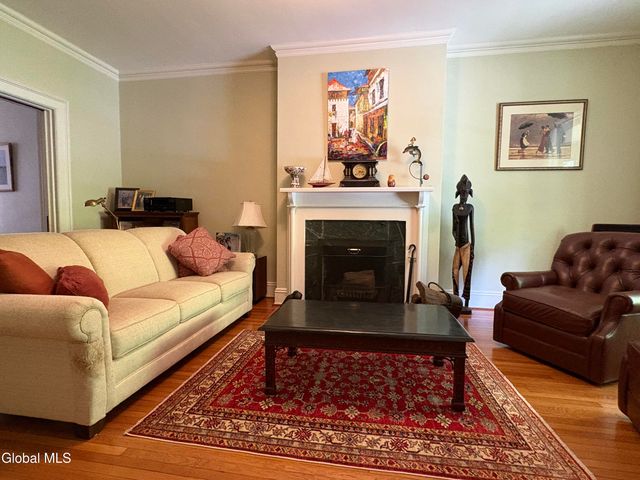 63 S Lake Avenue, Albany, NY 12203