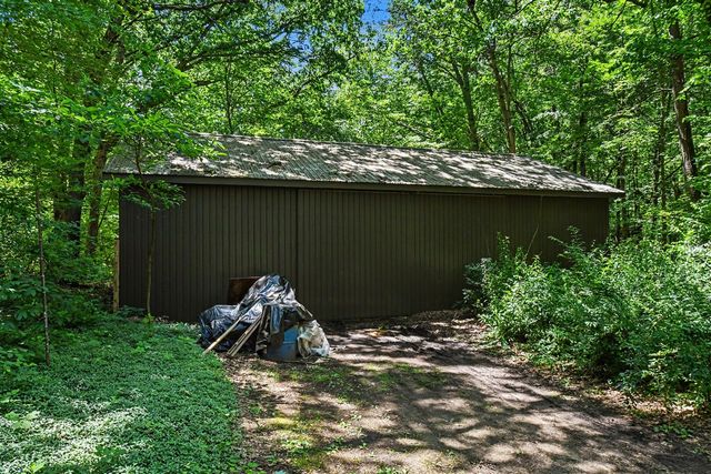 11180 Jones Road, Berrien Springs, MI 49103
