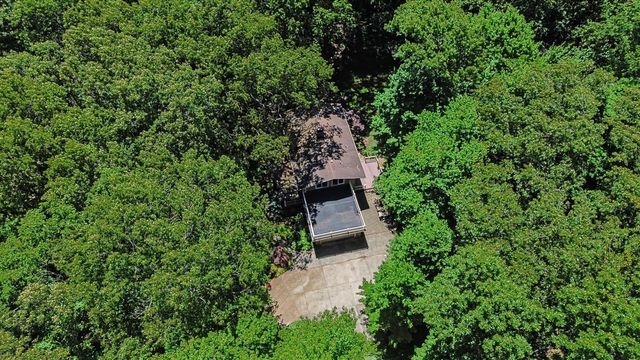 11180 Jones Road, Berrien Springs, MI 49103