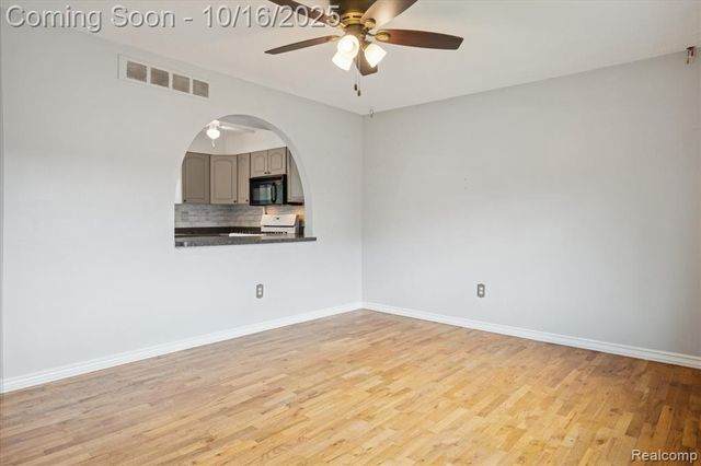 1815 Heatherridge Street, Ypsilanti, MI 48198