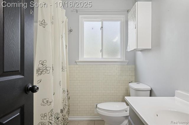 1815 Heatherridge Street, Ypsilanti, MI 48198