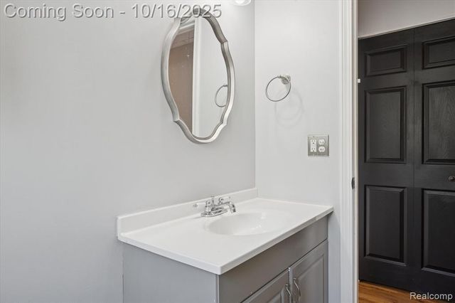 1815 Heatherridge Street, Ypsilanti, MI 48198