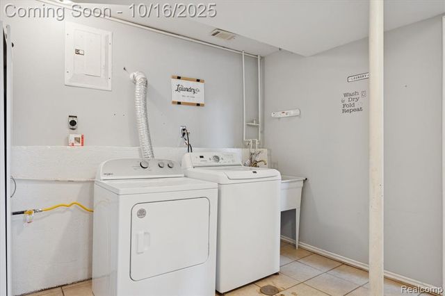 1815 Heatherridge Street, Ypsilanti, MI 48198