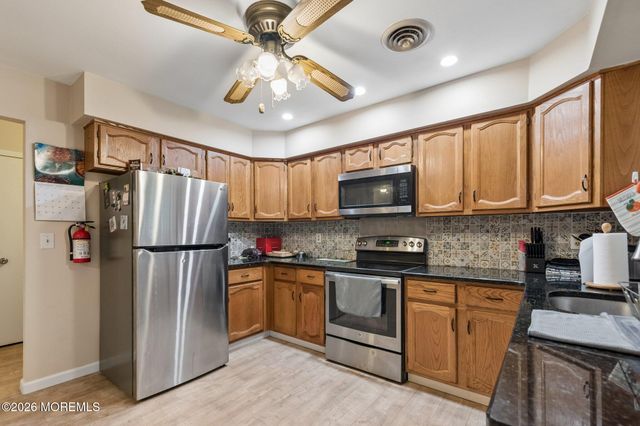 6 Alpine Road B, Whiting, NJ 08759