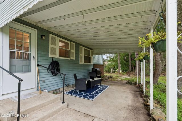 6 Alpine Road B, Whiting, NJ 08759