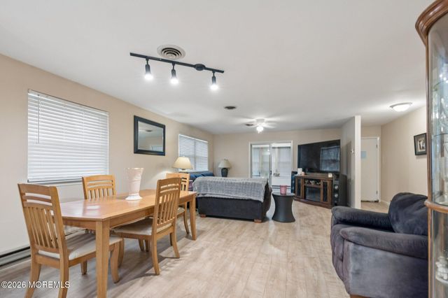6 Alpine Road B, Whiting, NJ 08759