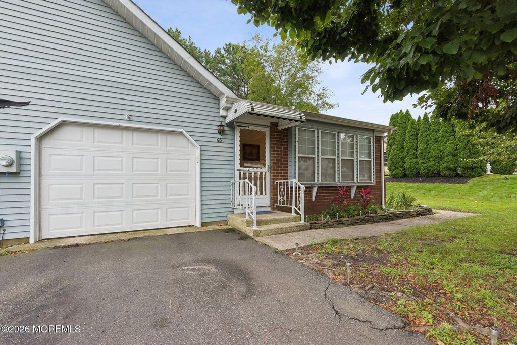 6 Alpine Road B, Whiting, NJ 08759