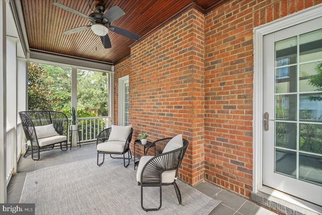 1610 CRITTENDEN ST NW, Washington, DC 20011