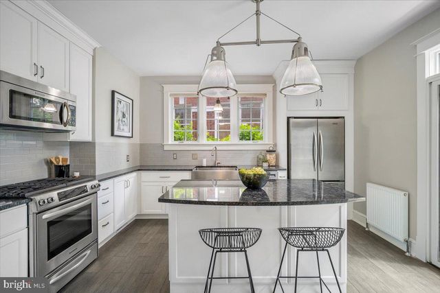 1610 CRITTENDEN ST NW, Washington, DC 20011