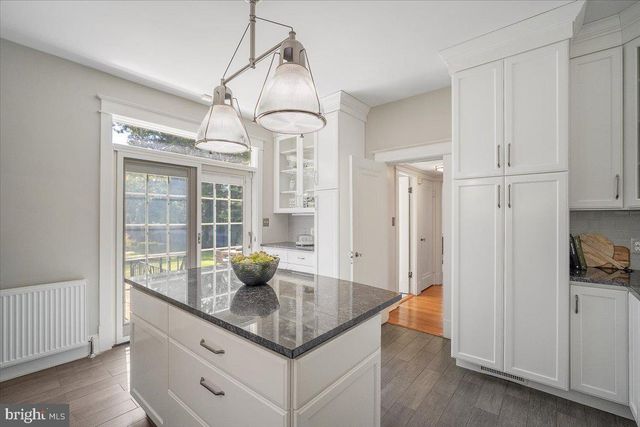 1610 CRITTENDEN ST NW, Washington, DC 20011