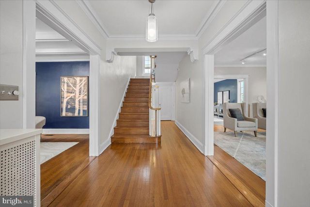 1610 CRITTENDEN ST NW, Washington, DC 20011