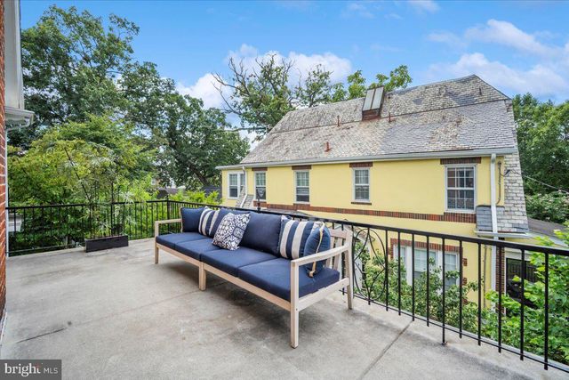 1610 CRITTENDEN ST NW, Washington, DC 20011