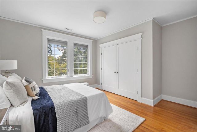 1610 CRITTENDEN ST NW, Washington, DC 20011