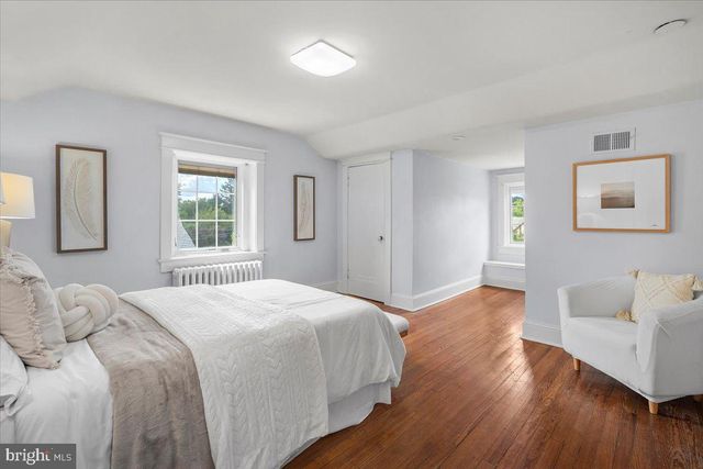 1610 CRITTENDEN ST NW, Washington, DC 20011