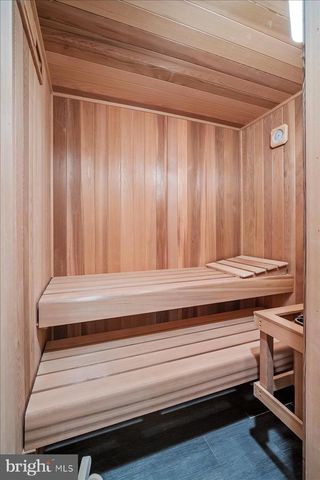 1610 CRITTENDEN ST NW, Washington, DC 20011