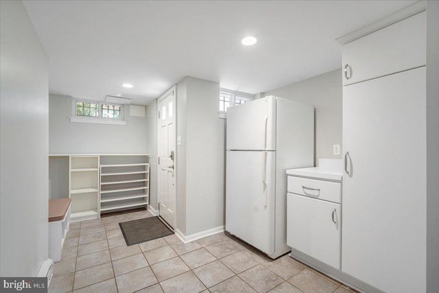 1610 CRITTENDEN ST NW, Washington, DC 20011