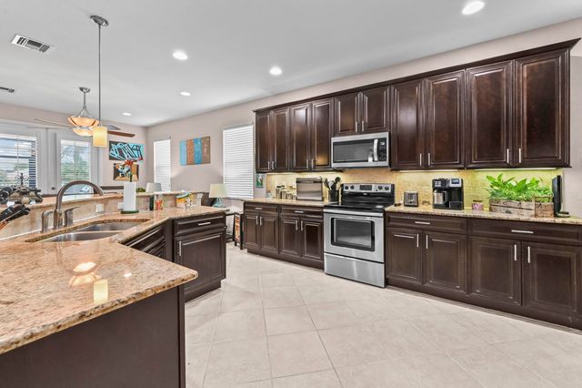 10699 Ivanhoe Lane, Wellington, FL 33414