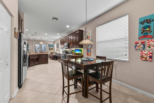 10699 Ivanhoe Lane, Wellington, FL 33414