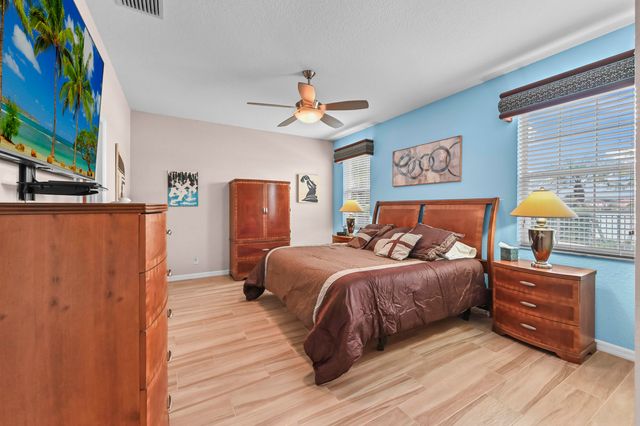 10699 Ivanhoe Lane, Wellington, FL 33414