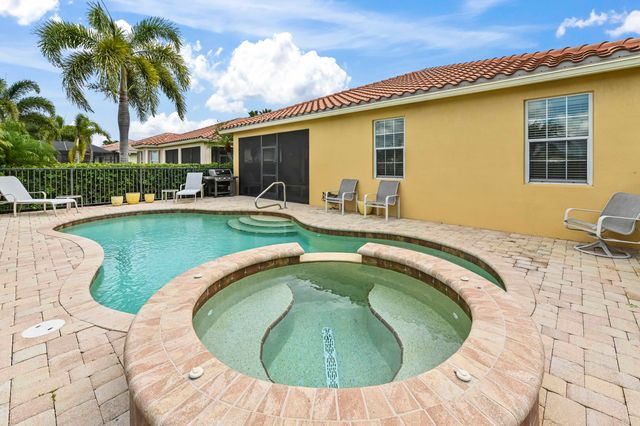 10699 Ivanhoe Lane, Wellington, FL 33414