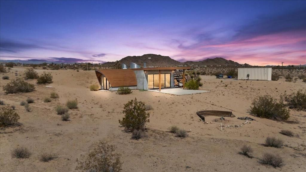 2373 Arizona Road Avenue, Joshua Tree, CA 92252