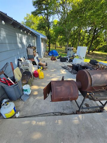 7961 Telegraph Road, Quinlan, TX 75474