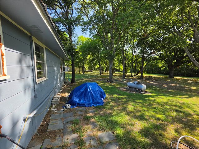 7961 Telegraph Road, Quinlan, TX 75474