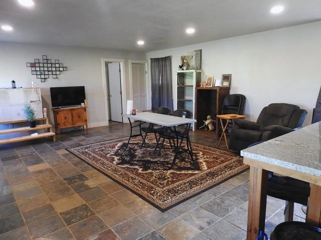 7961 Telegraph Road, Quinlan, TX 75474