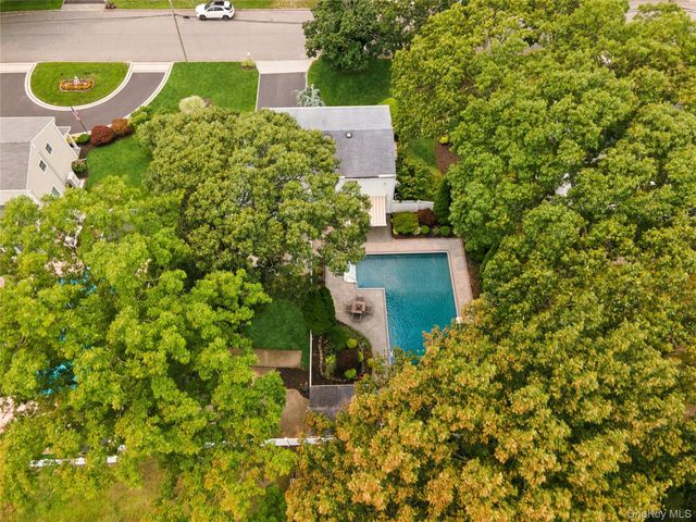 63 Woodview Lane, Centereach, NY 11720