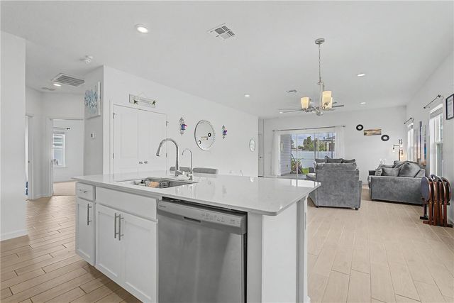 491 NW 4TH TERRACE, Williston, FL 32696