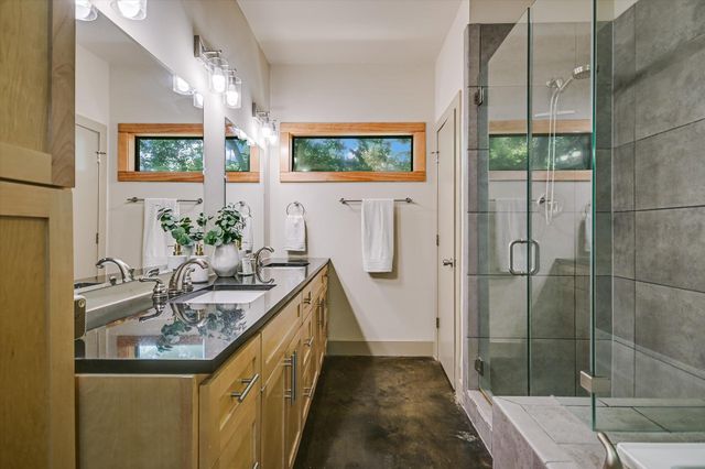 5815 Duval ST, Austin, TX 78752
