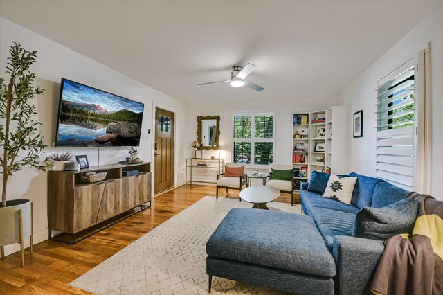 5815 Duval ST, Austin, TX 78752
