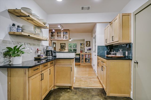 5815 Duval ST, Austin, TX 78752