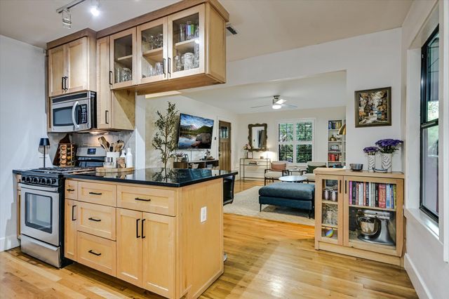 5815 Duval ST, Austin, TX 78752