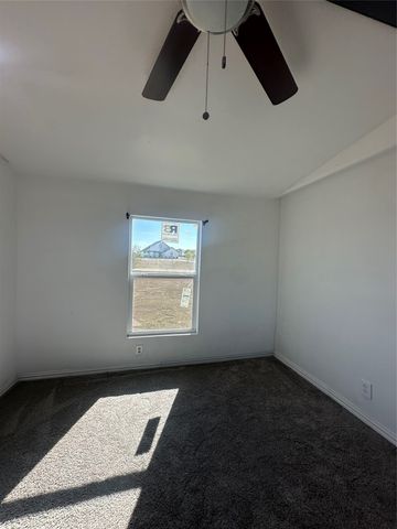 211 Alton, Ennis, TX 75119