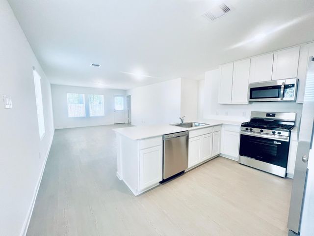 3090 Mallorca Dr, Conroe, TX 77301