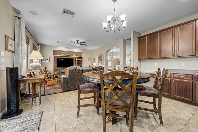 4998 E KARSTEN Drive, Chandler, AZ 85249