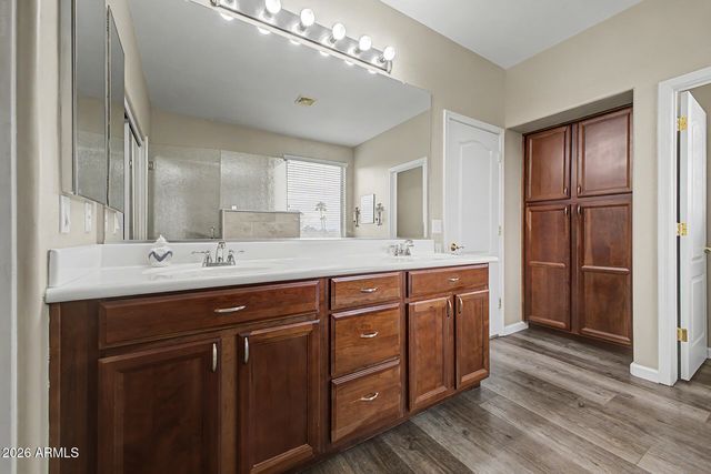 4998 E KARSTEN Drive, Chandler, AZ 85249