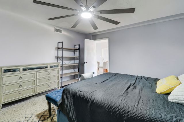24 Douglas Drive, Ocean Ridge, FL 33435