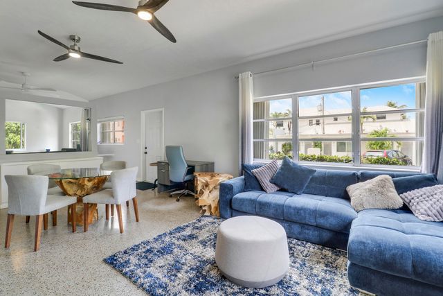 24 Douglas Drive, Ocean Ridge, FL 33435