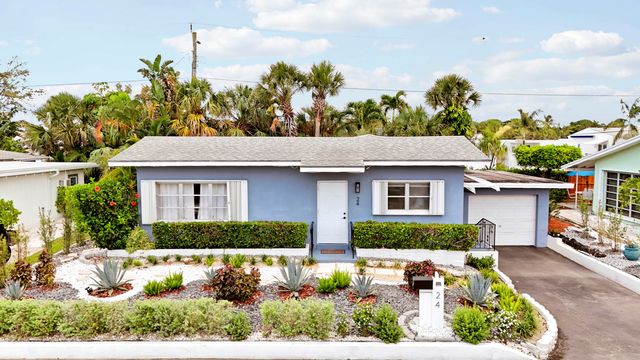 24 Douglas Drive, Ocean Ridge, FL 33435