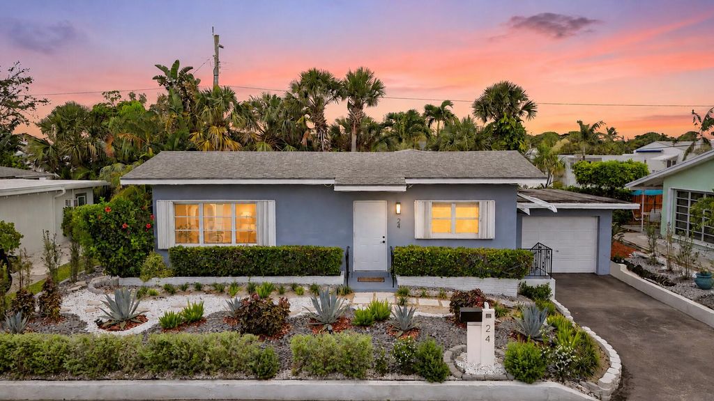 24 Douglas Drive, Ocean Ridge, FL 33435